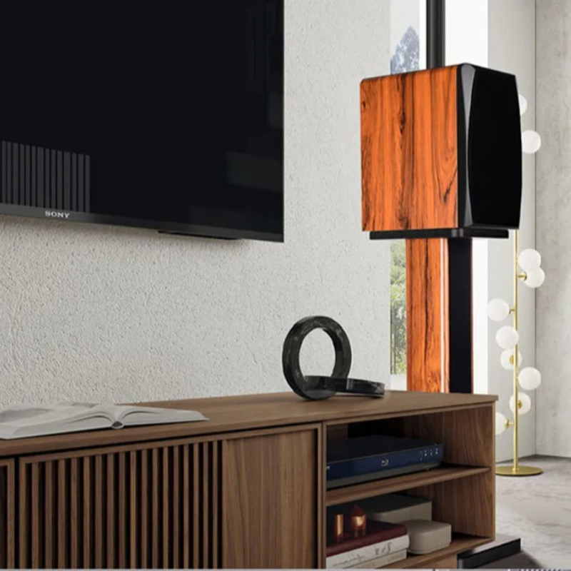 حامل سماعات خشبي صلب قائم على  - مراجعة Home Cinema Equipment وسعره